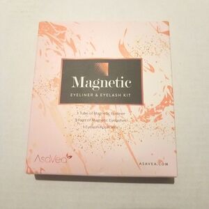NIB Magnetic Eyeliner and Eyelash Kit